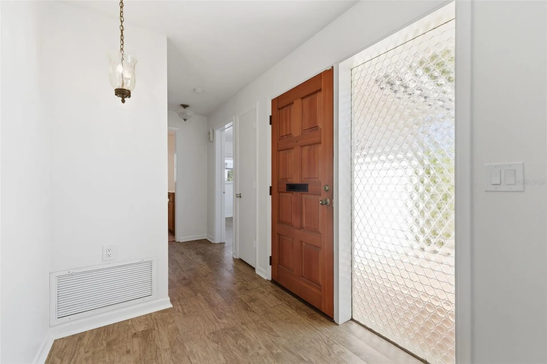 1344 62nd Place S St Petersburg FL 33705
