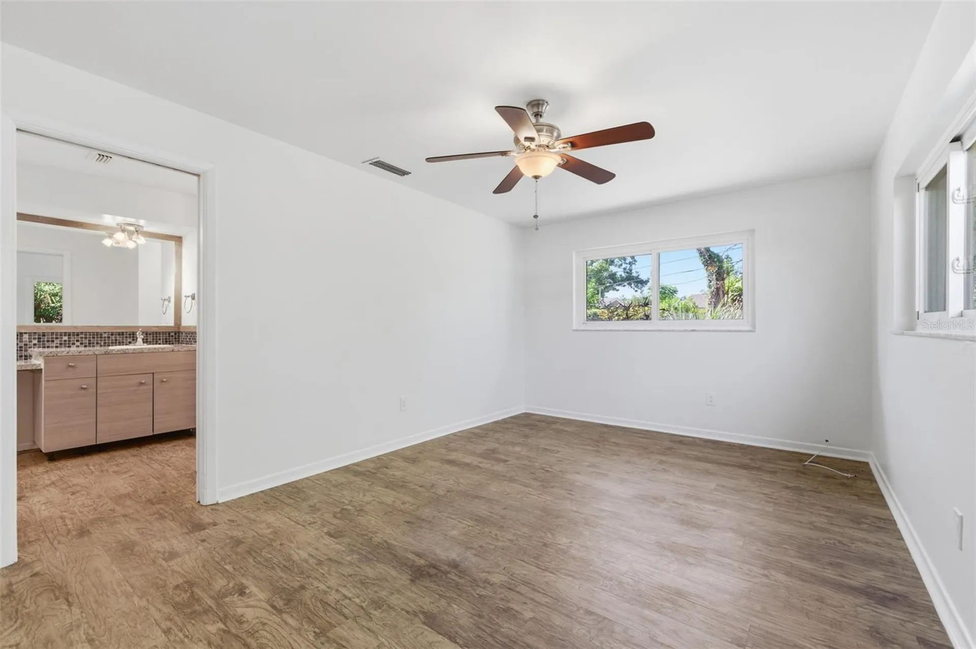 1344 62nd Place S St Petersburg FL 33705