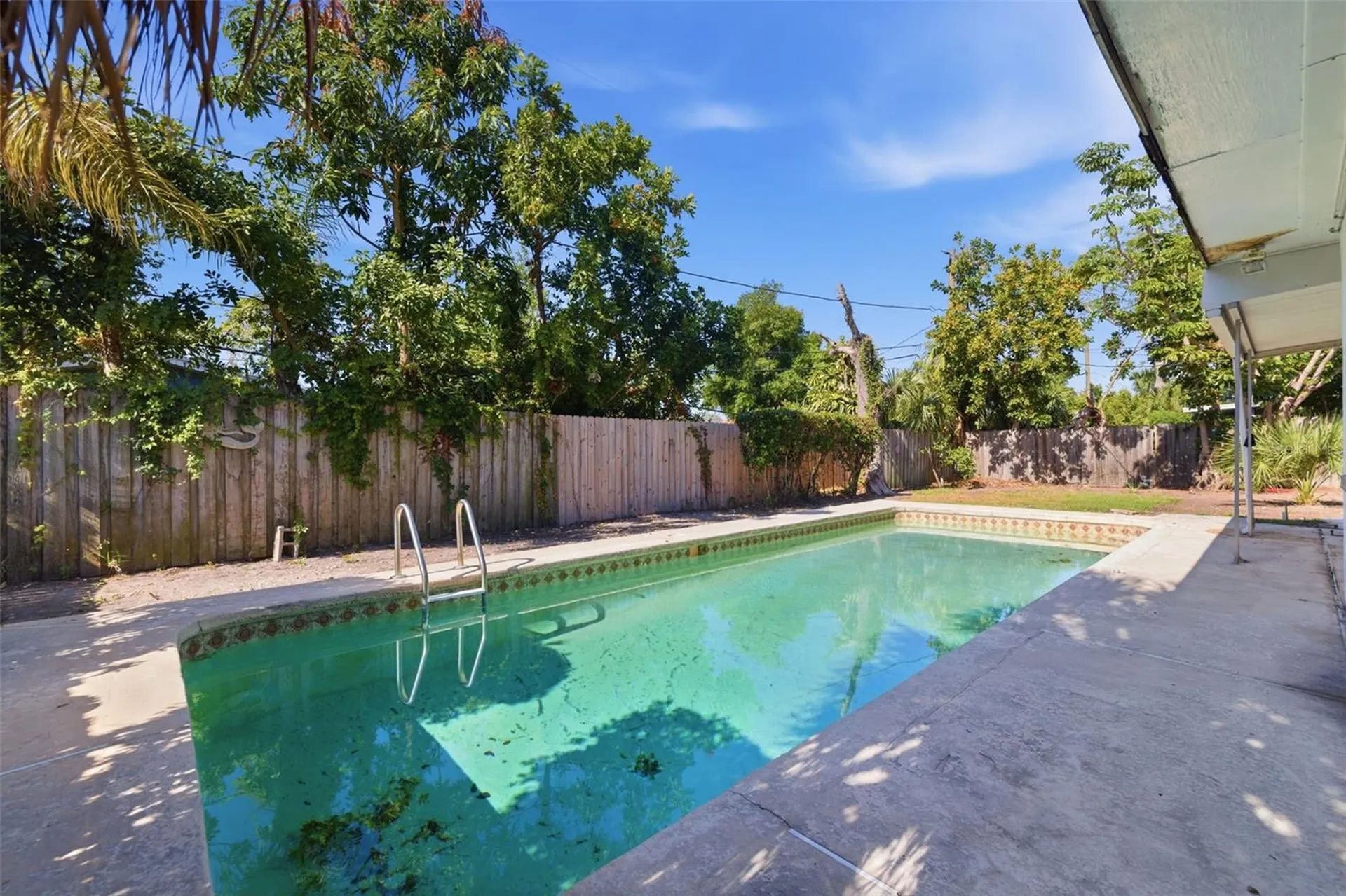 1344 62nd Place S St Petersburg FL 33705