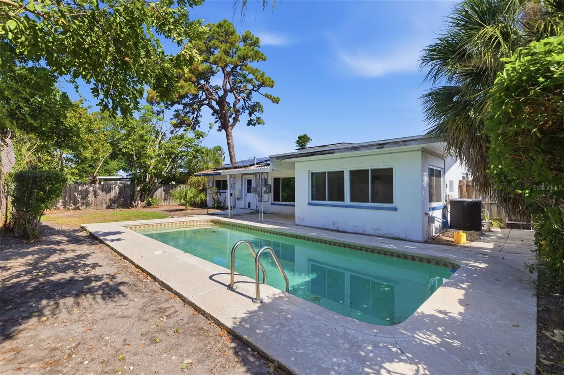 1344 62nd Place S St Petersburg FL 33705