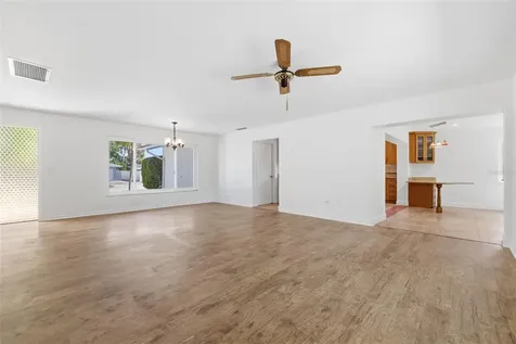 1344 62nd Place S St Petersburg FL 33705