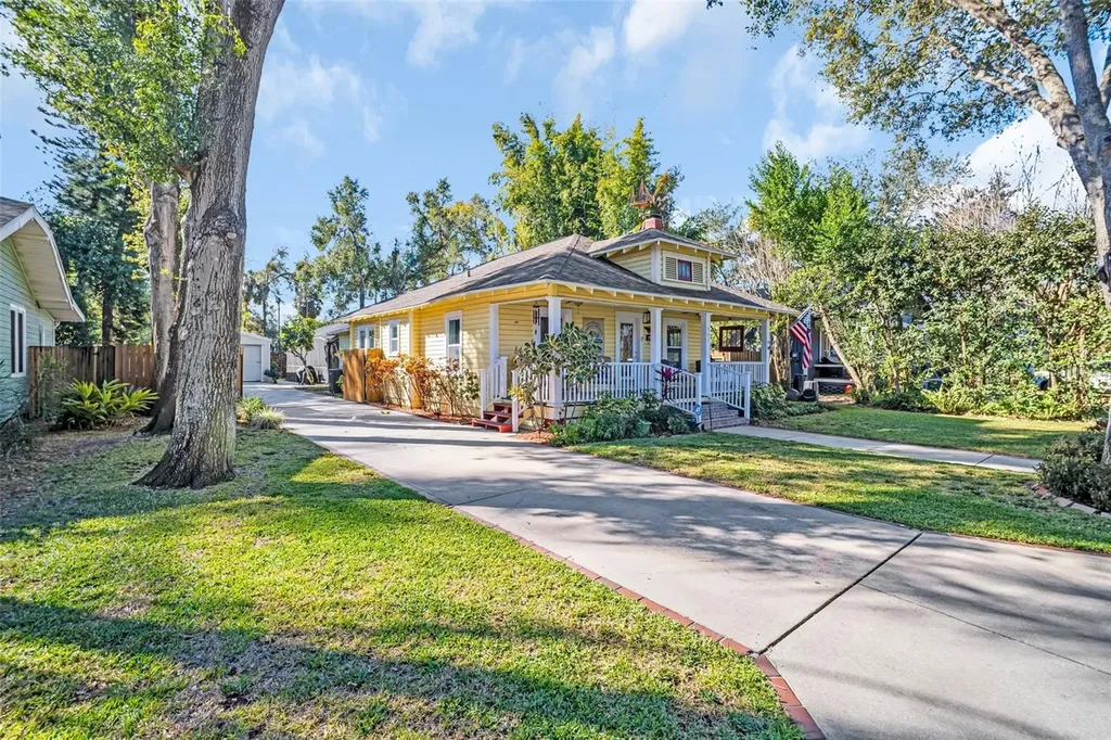 903 E Mcberry Street Tampa FL 33603