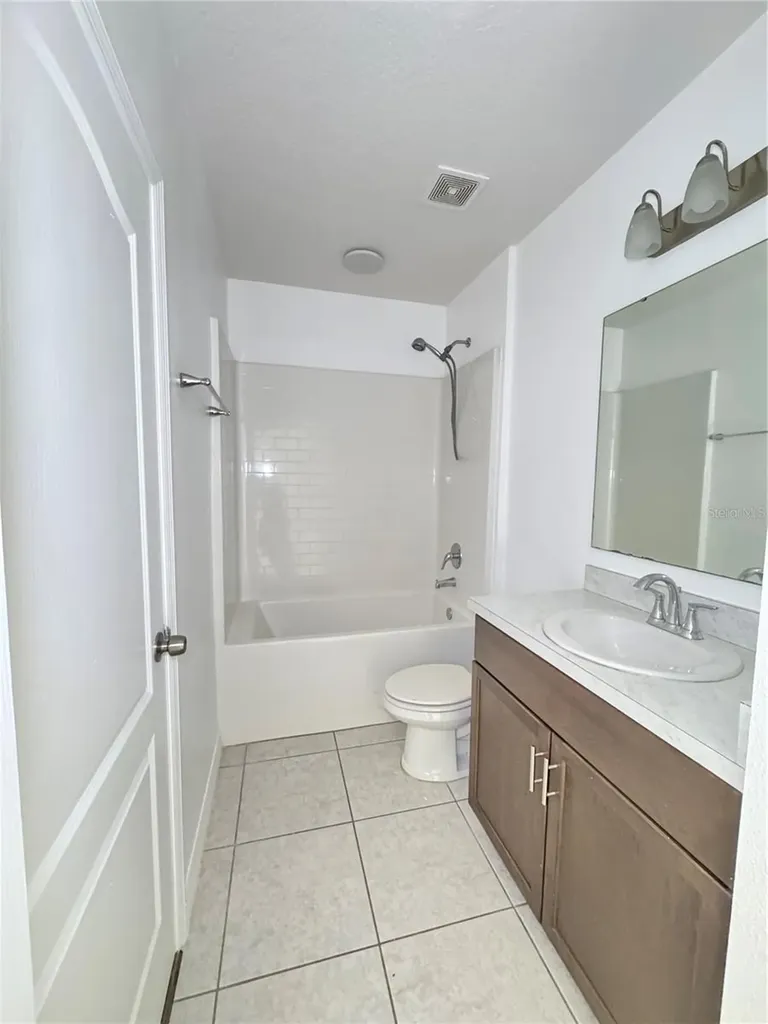 803 James Drive Kissimmee FL 34759