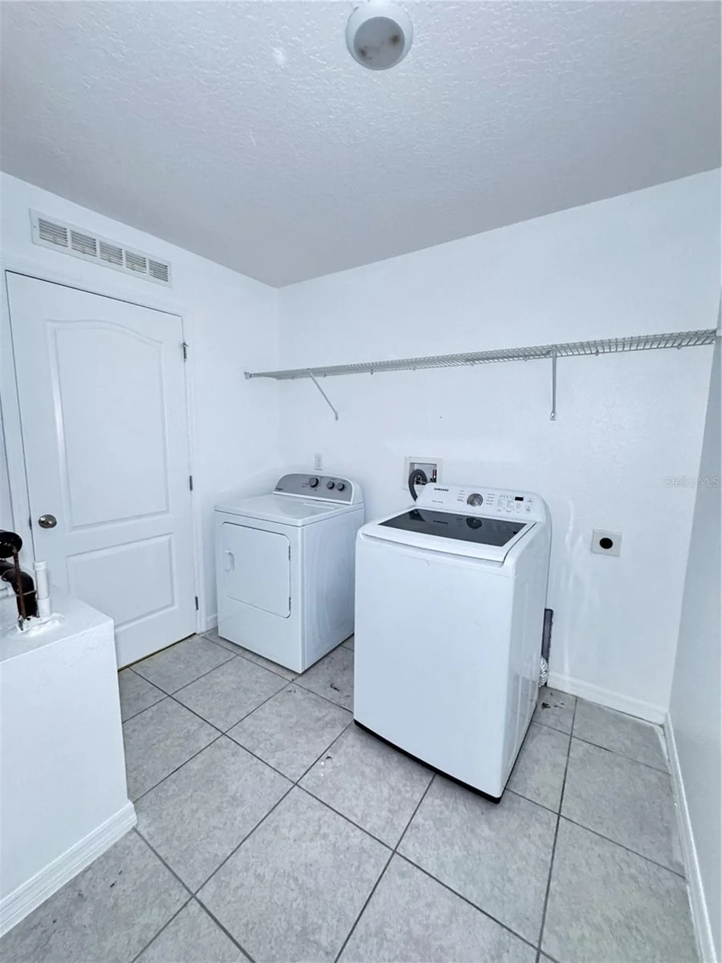 803 James Drive Kissimmee FL 34759