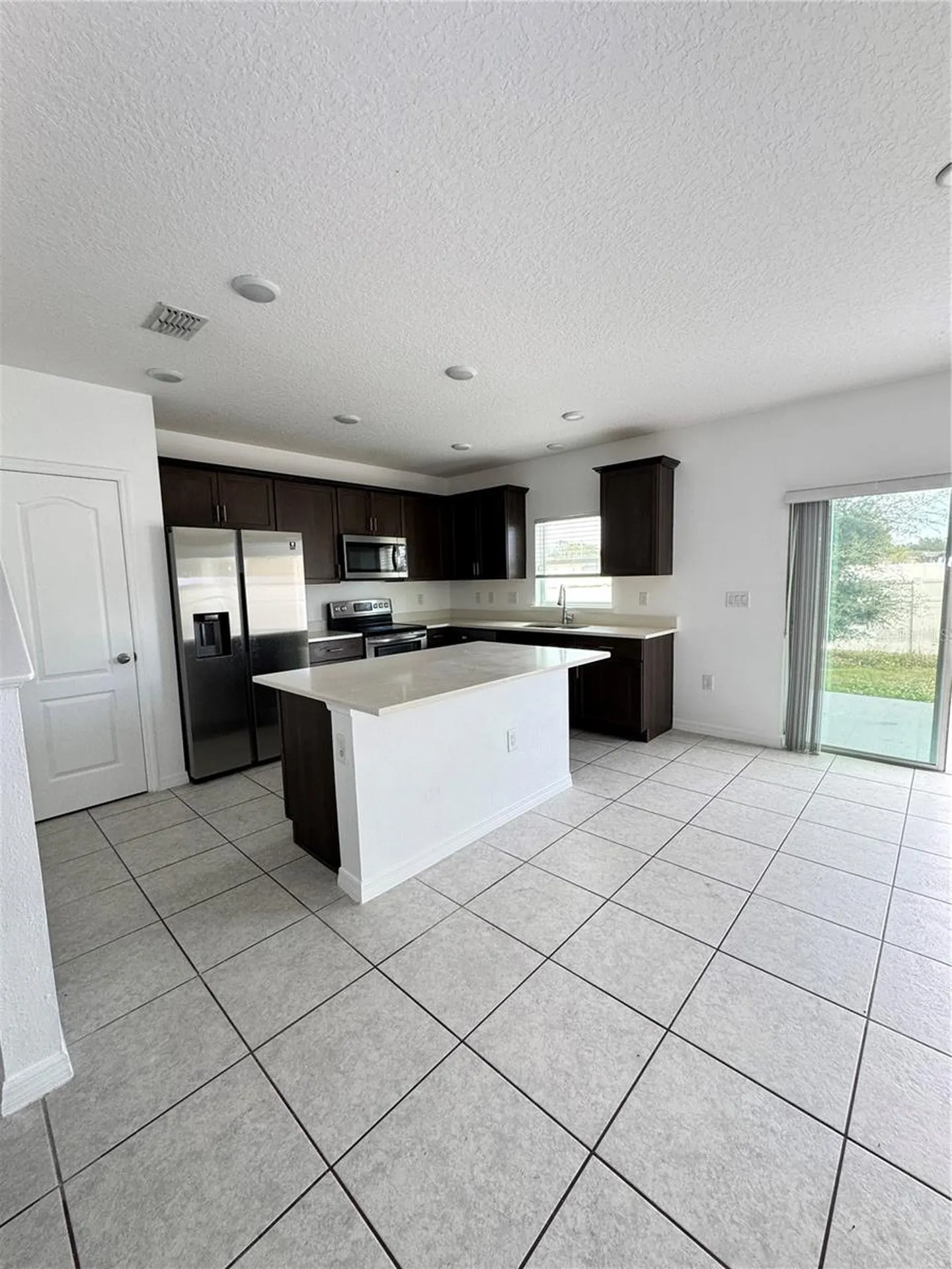 803 James Drive Kissimmee FL 34759
