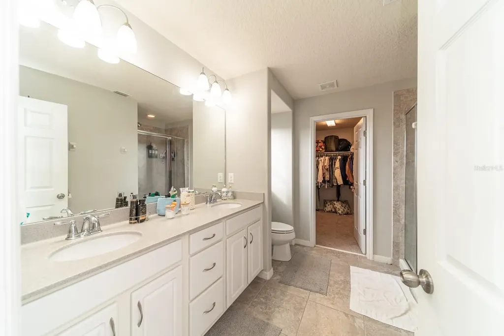 2542 Nouveau Way Kissimmee FL 34741