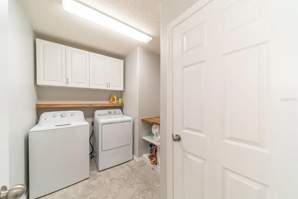2542 Nouveau Way Kissimmee FL 34741