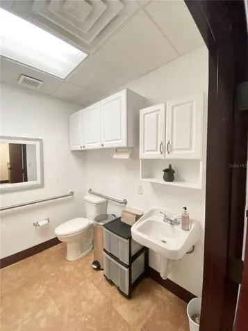 4725 W Sand Lake Road Orlando FL 32819