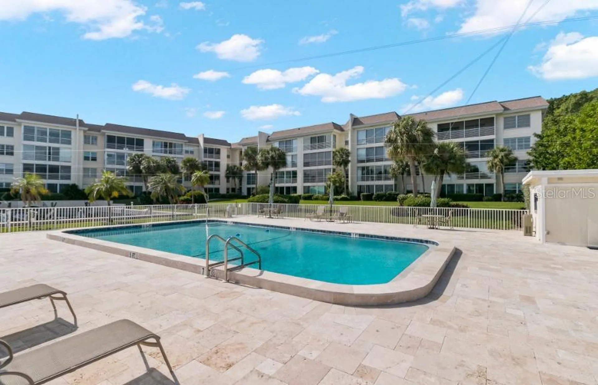 605 Sutton Place Longboat Key FL 34228