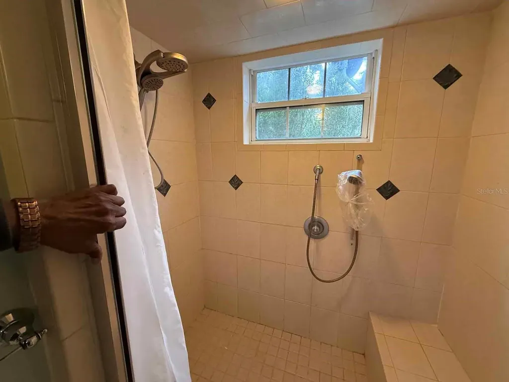13106 NW 112th Avenue Alachua FL 32615
