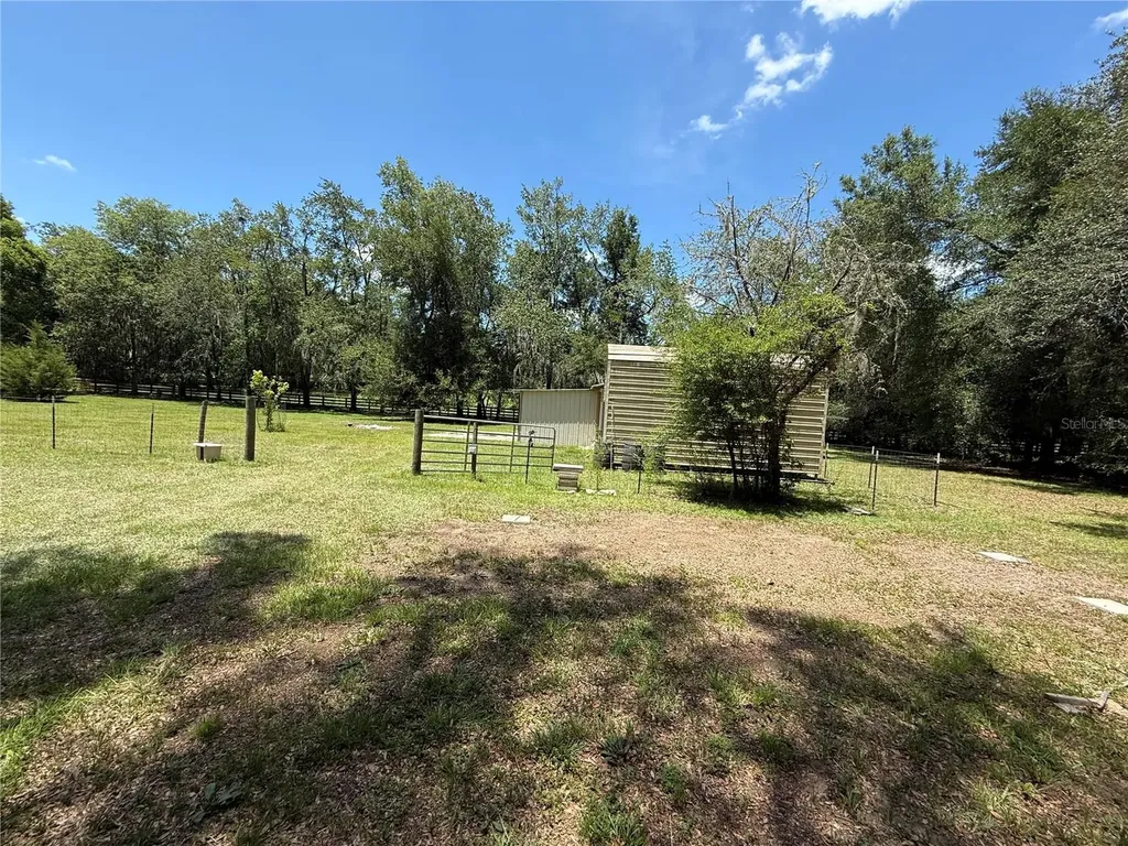 13106 NW 112th Avenue Alachua FL 32615