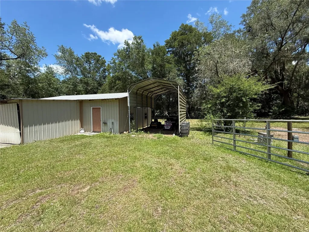 13106 NW 112th Avenue Alachua FL 32615