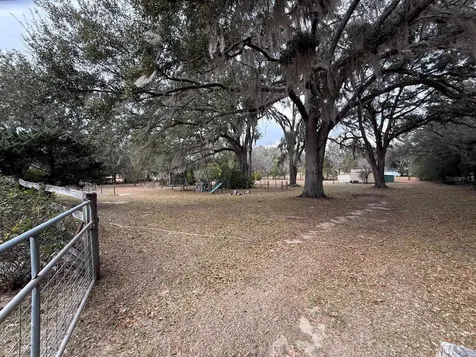 13106 NW 112th Avenue Alachua FL 32615
