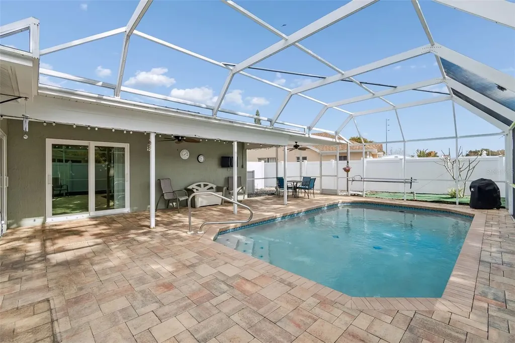 8518 Yearling Lane New Port Richey FL 34653