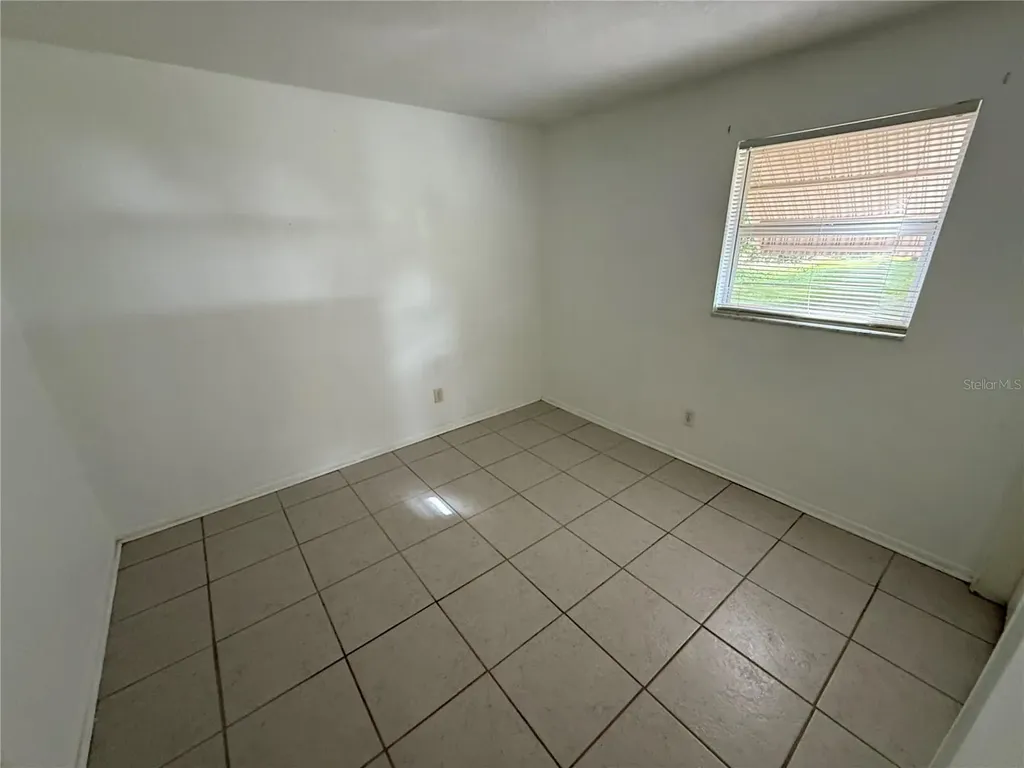1270 8th Avenue NE Largo FL 33770
