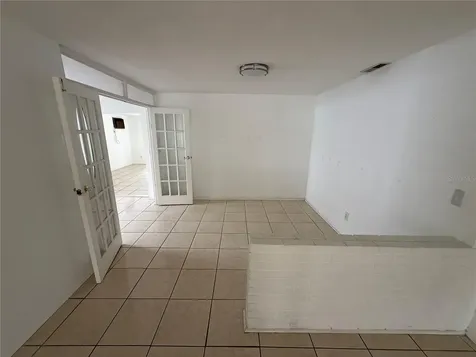 1270 8th Avenue NE Largo FL 33770