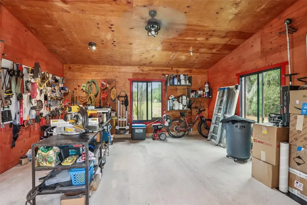 27616 Miller Road Dade City FL 33525
