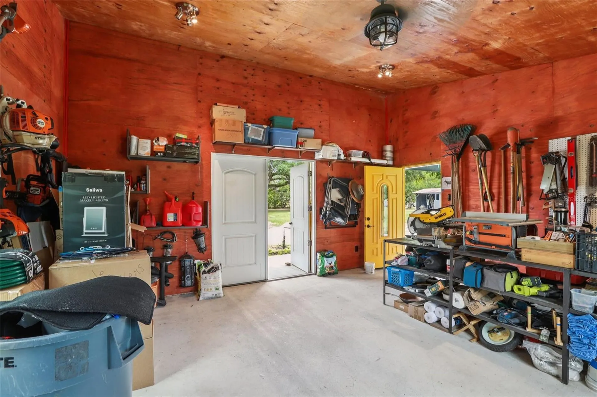 27616 Miller Road Dade City FL 33525