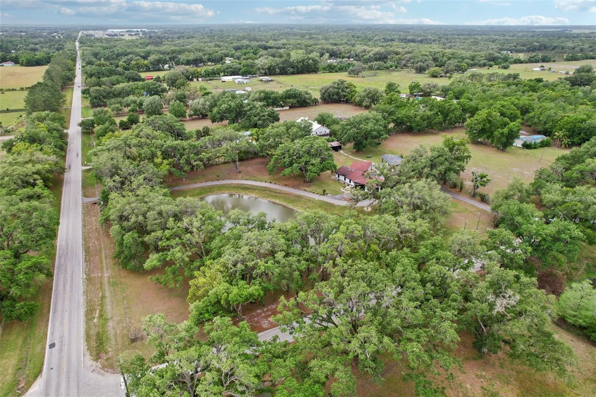 27616 Miller Road Dade City FL 33525