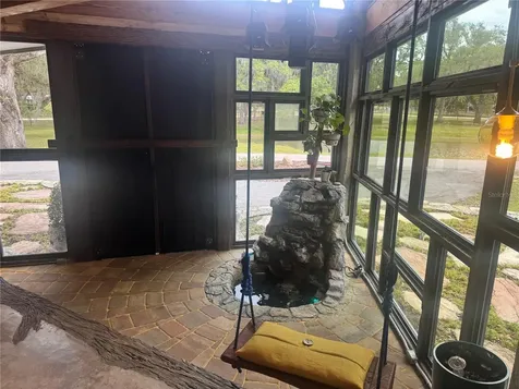 27616 Miller Road Dade City FL 33525