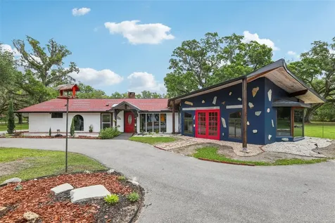 27616 Miller Road Dade City FL 33525