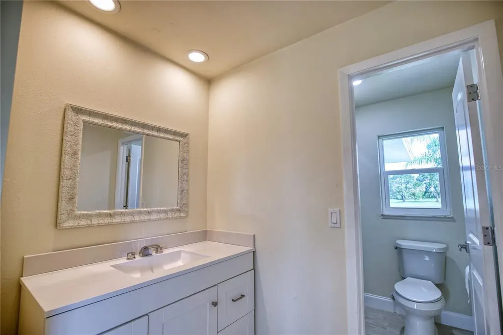 66 Oakland Hills Court Rotonda West FL 33947