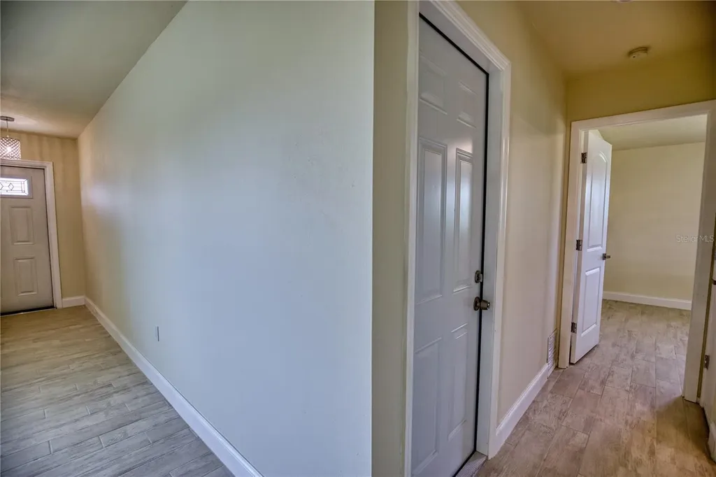66 Oakland Hills Court Rotonda West FL 33947