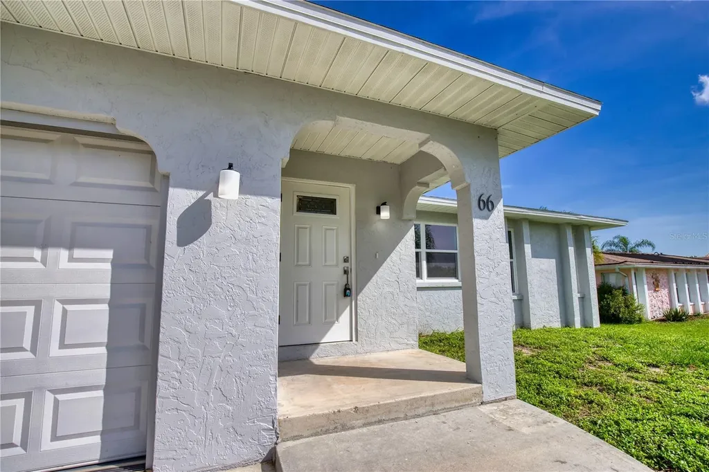 66 Oakland Hills Court Rotonda West FL 33947