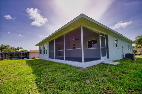 66 Oakland Hills Court Rotonda West FL 33947