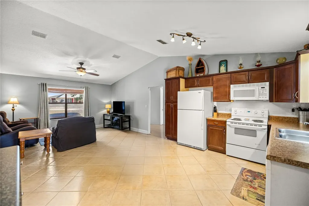 17757 SE 28th Lane Road Silver Springs FL 34488