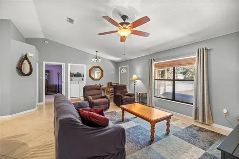 17757 SE 28th Lane Road Silver Springs FL 34488