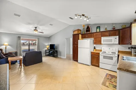 17757 SE 28th Lane Road Silver Springs FL 34488