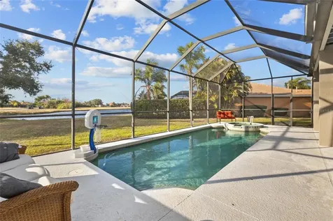 8844 Stone Harbour Loop Bradenton FL 34212