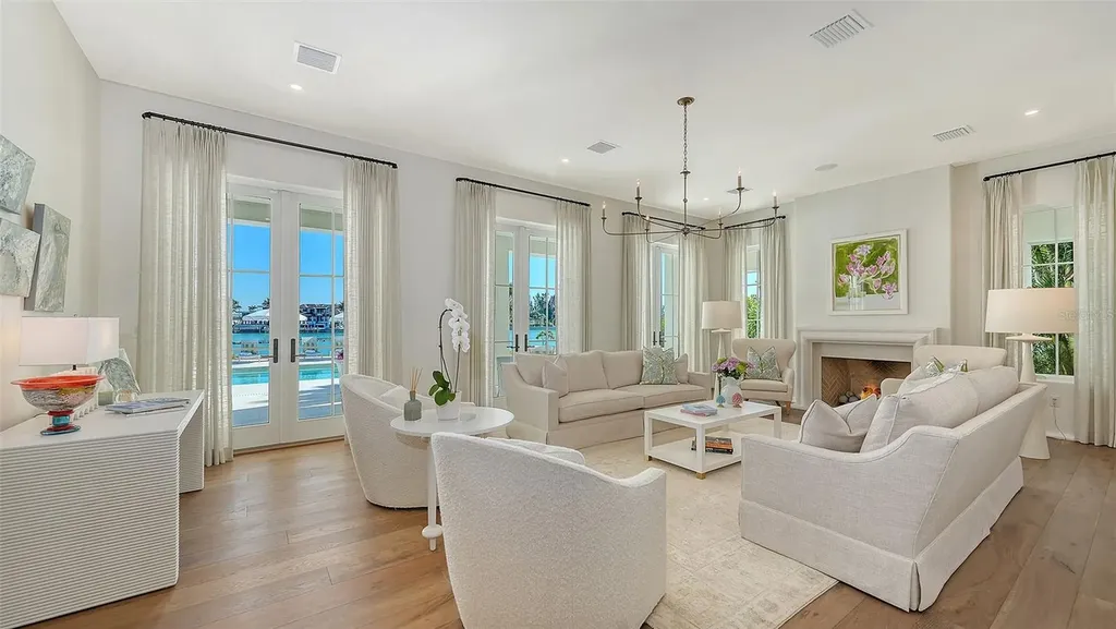 70 Lighthouse Point Drive Longboat Key FL 34228