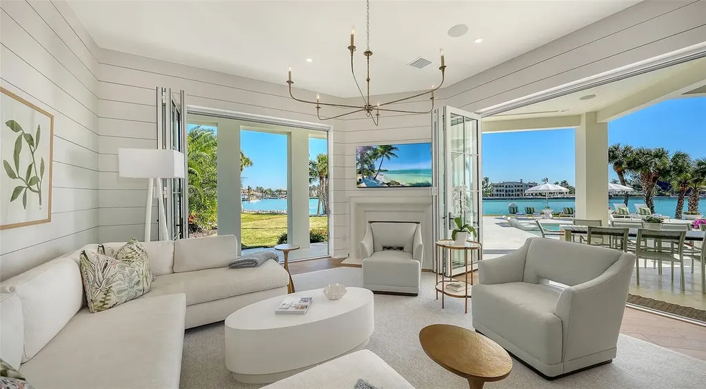 70 Lighthouse Point Drive Longboat Key FL 34228