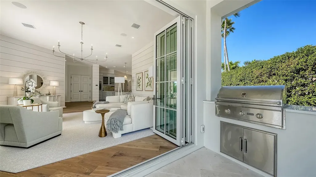 70 Lighthouse Point Drive Longboat Key FL 34228