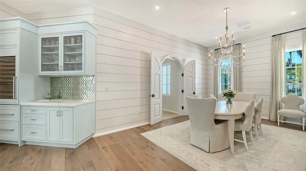 70 Lighthouse Point Drive Longboat Key FL 34228