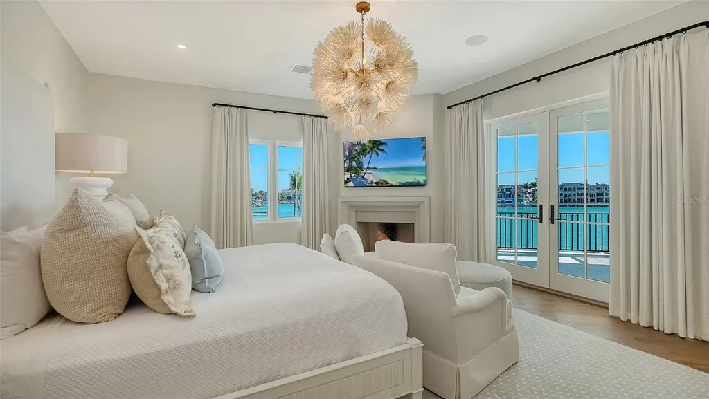 70 Lighthouse Point Drive Longboat Key FL 34228