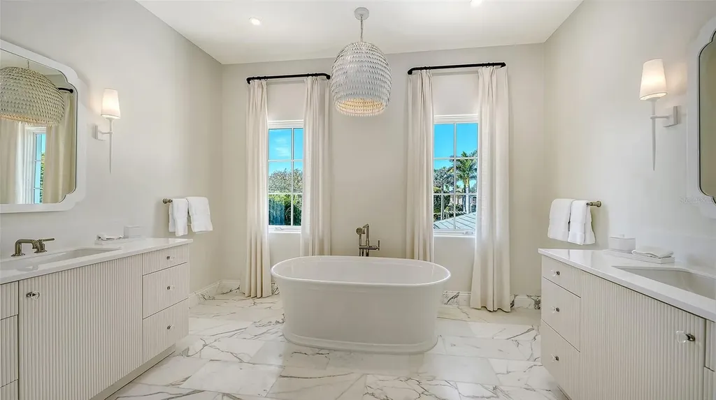 70 Lighthouse Point Drive Longboat Key FL 34228