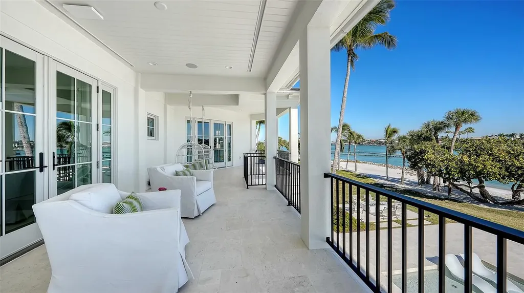 70 Lighthouse Point Drive Longboat Key FL 34228
