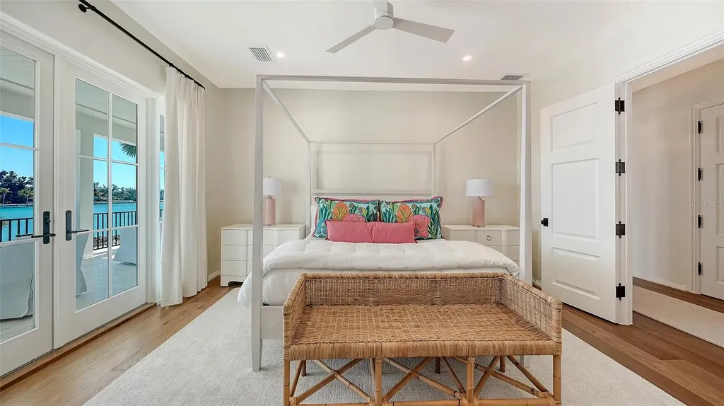 70 Lighthouse Point Drive Longboat Key FL 34228