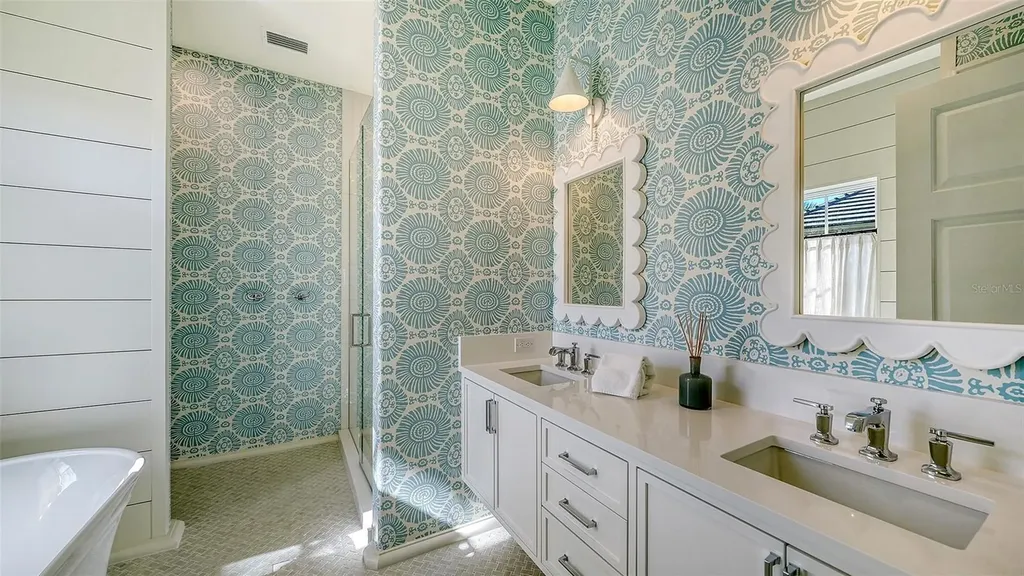 70 Lighthouse Point Drive Longboat Key FL 34228