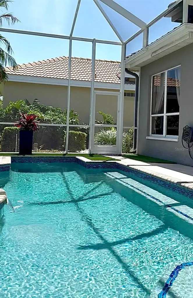 405 Wellington Court Venice FL 34292