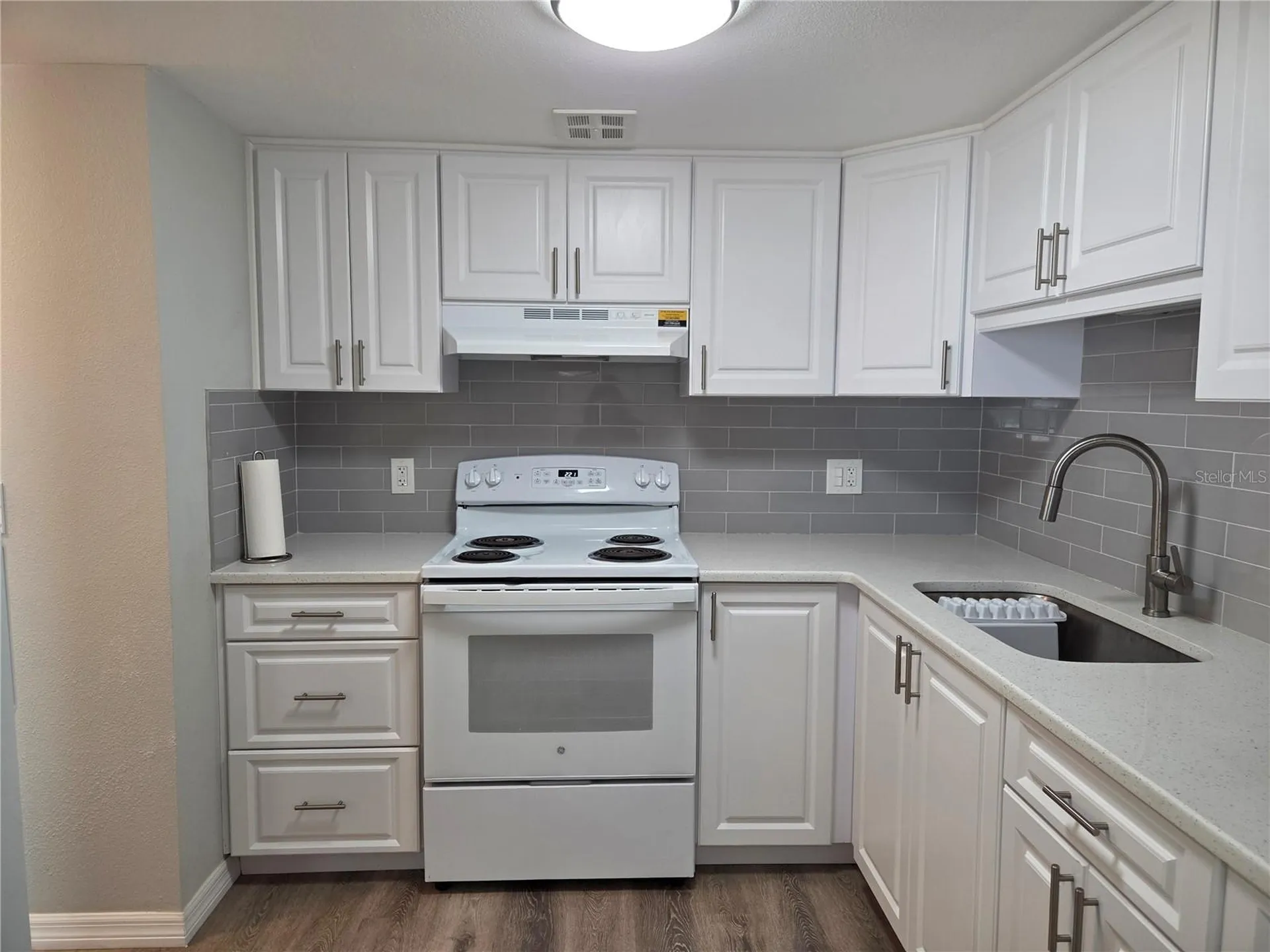 2043 Denmark Street Clearwater FL 33763