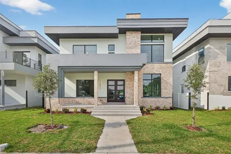 4527 26th Avenue S St Petersburg FL 33711
