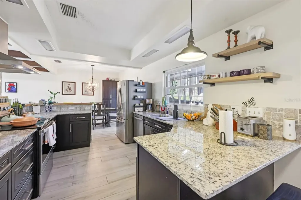 1023 S Morningside Drive Eustis FL 32726
