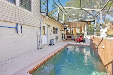 1023 S Morningside Drive Eustis FL 32726