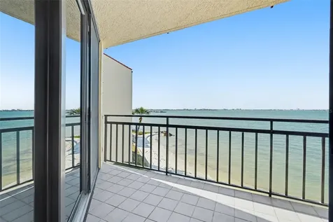 5541 Puerta Del Sol Boulevard S St Petersburg FL 33715
