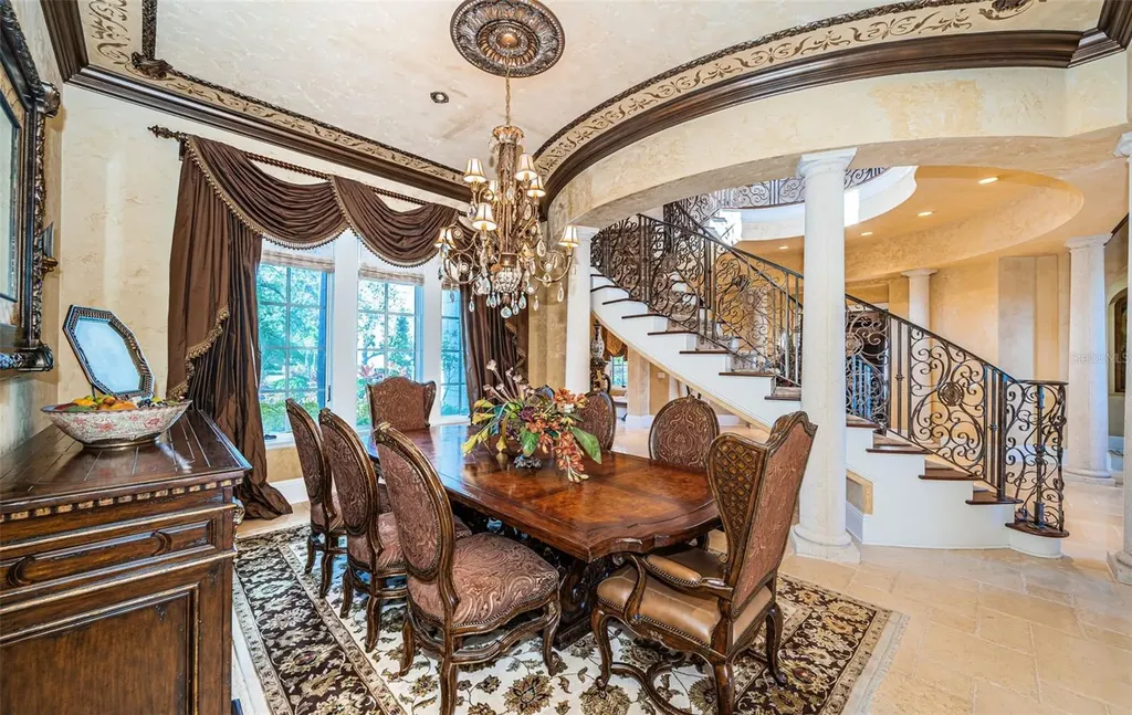 9209 Silverthorn Road Seminole FL 33777