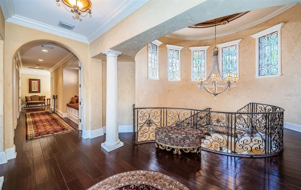 9209 Silverthorn Road Seminole FL 33777